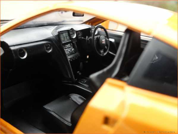 1:18 Nissan GTR35 2.0 LB Work - Orange - Echtalu-PVC-Felgen in OVP